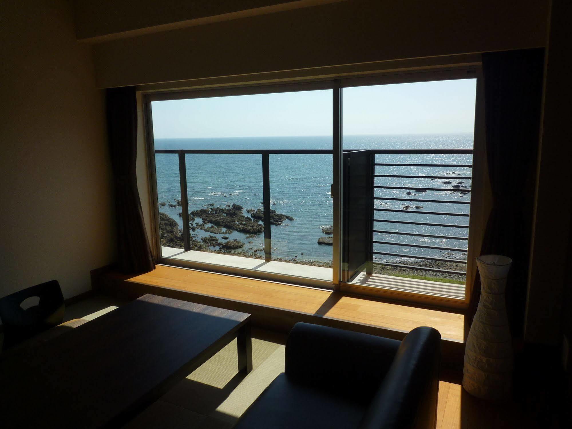 โอโย โอเชียน รีสอร์ต เองูจิยะ Hotel Hioki ภายนอก รูปภาพ